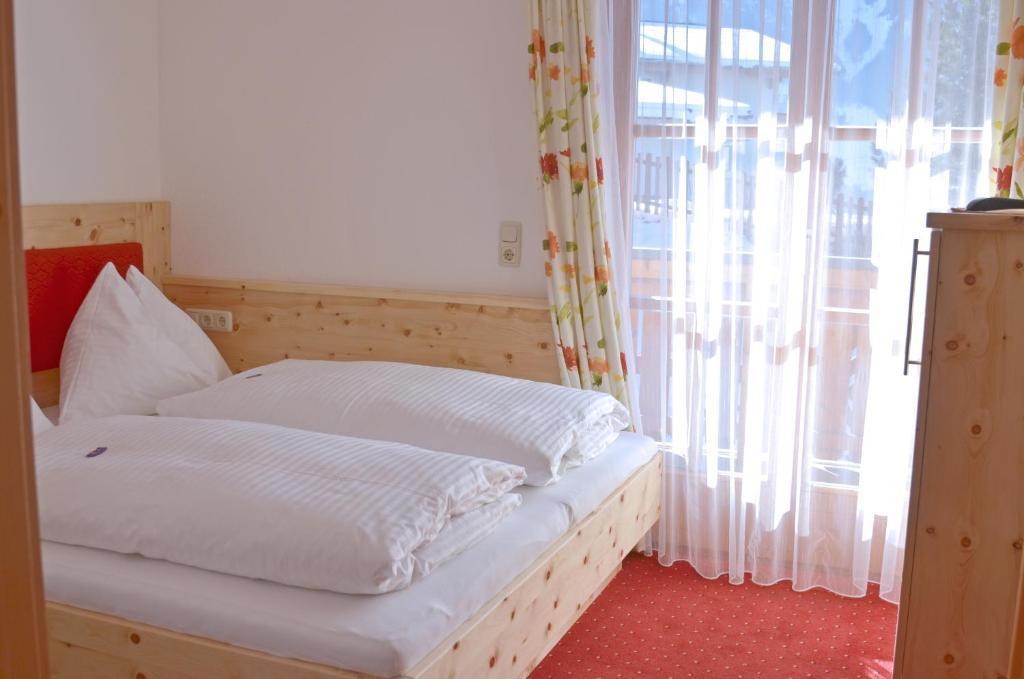 Pension Hochkoenigblick Sankt Johann im Pongau Chambre photo